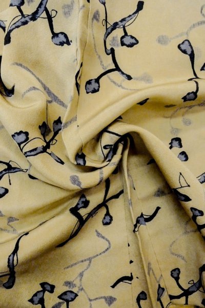 Photo10: P0110B Vintage Japanese kimono Grayish Beige HAORI short jacket for women / Silk. Flower (Grade B) (10)