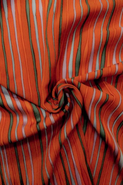 Photo12: Mint P0110C Vintage Japanese kimono Vivid Red HAORI short jacket for women / Silk. Curved lines (Grade A) (12)