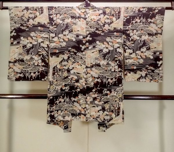 Photo2: P0120B Antique Japanese kimono Dark Wisteria HAORI short jacket for women / Silk. Chrysanthemum (Grade C) (2)