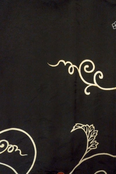 Photo3: Mint P0120E Antique Japanese kimono Black HAORI short jacket for women / Silk. Ivy (Grade A) (3)