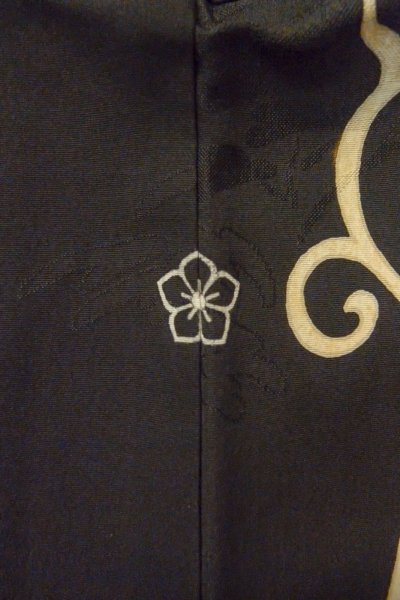 Photo5: Mint P0120E Antique Japanese kimono Black HAORI short jacket for women / Silk. Ivy (Grade A) (5)