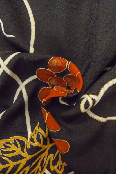 Photo12: Mint P0120E Antique Japanese kimono Black HAORI short jacket for women / Silk. Ivy (Grade A) (12)