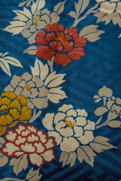 Photo7: P0120G Antique Japanese kimono Grayish Blue HAORI short jacket for women / Silk. Peony (Grade C) (7)