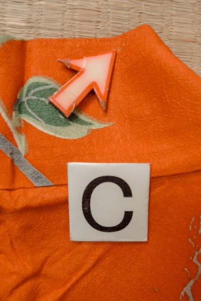 Photo16: P0120I Antique Japanese kimono Vivid Orange HAORI short jacket for women / Silk. Flower (Grade B) (16)