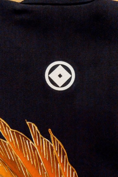 Photo3: P0123A Vintage Japanese kimono Black Kimono for Boys for men / Silk. Pine tree/branch/needle, Set with P0123B (Grade B) (3)