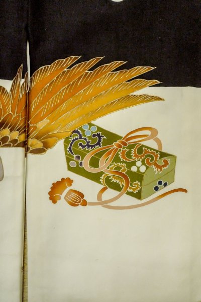 Photo6: P0123A Vintage Japanese kimono Black Kimono for Boys for men / Silk. Pine tree/branch/needle, Set with P0123B (Grade B) (6)