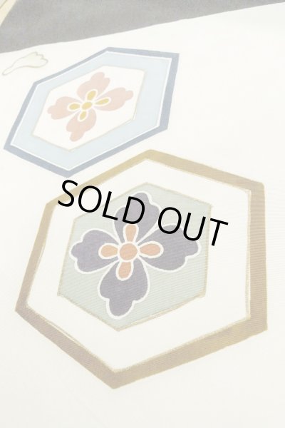 Photo11: P0123A Vintage Japanese kimono Black Kimono for Boys for men / Silk. Pine tree/branch/needle, Set with P0123B (Grade B) (11)