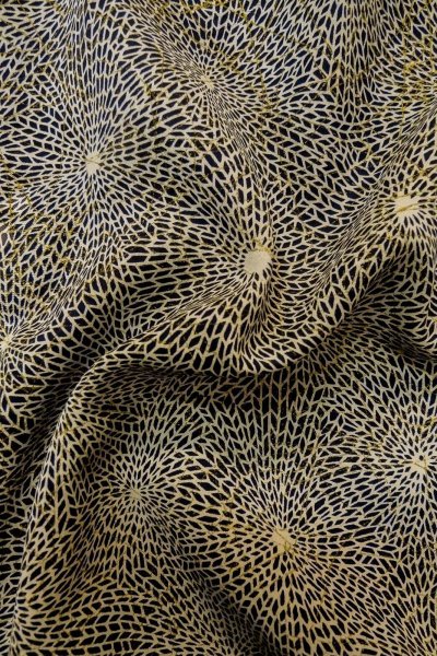 Photo12: P0123D Vintage Japanese kimono Black HAORI short jacket for women / Silk. Flower (Grade A) (12)