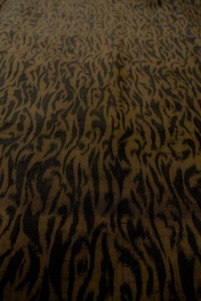 Photo8: P0123E Vintage Japanese kimono Dark Brown HAORI short jacket for women / Silk. Abstract pattern (Grade A) (8)