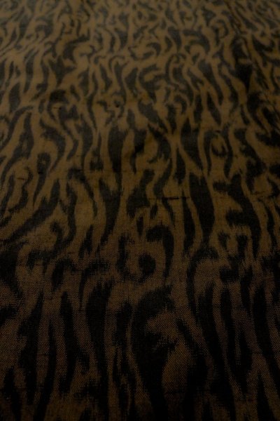 Photo9: P0123E Vintage Japanese kimono Dark Brown HAORI short jacket for women / Silk. Abstract pattern (Grade A) (9)