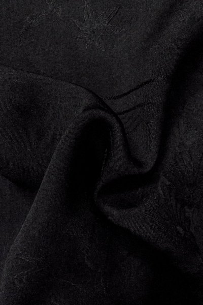 Photo12: P0123G Vintage Japanese kimono Black HAORI short jacket for women / Silk., Base woven pattern: Wave, cloud, KUMIHIMO rope with tassels, Folding fan. (Grade A) (12)