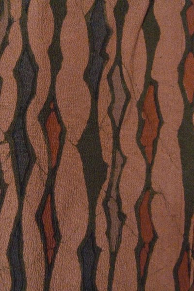 Photo6: P0123L Vintage Japanese kimono Grayish Dark Red HAORI short jacket for women / Silk. Broken ice pattern (Grade B) (6)