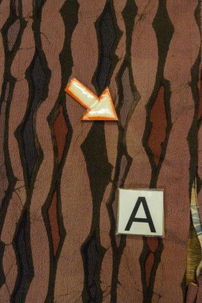 Photo14: P0123L Vintage Japanese kimono Grayish Dark Red HAORI short jacket for women / Silk. Broken ice pattern (Grade B) (14)