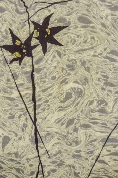 Photo4: P0123M Vintage Japanese kimono Gray HAORI short jacket for women / Silk. MOMIJI maple leaf (Grade C) (4)