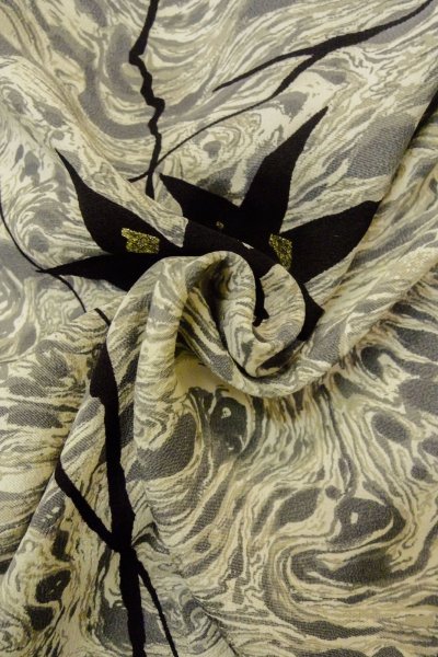 Photo12: P0123M Vintage Japanese kimono Gray HAORI short jacket for women / Silk. MOMIJI maple leaf (Grade C) (12)