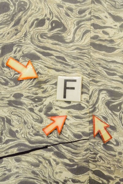 Photo19: P0123M Vintage Japanese kimono Gray HAORI short jacket for women / Silk. MOMIJI maple leaf (Grade C) (19)