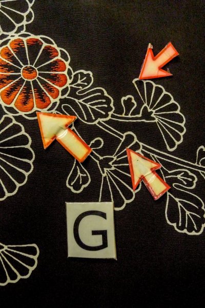 Photo20: P0123N Vintage Japanese kimono Black HAORI short jacket for women / Silk. Chrysanthemum (Grade C) (20)