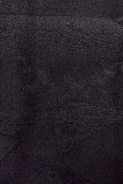 Photo8: P0123O Vintage Japanese kimono Black HAORI short jacket for women / Silk., Base woven pattern: mountain, KUMIHIMO rope with tassels, Folding fan. (Grade B) (8)