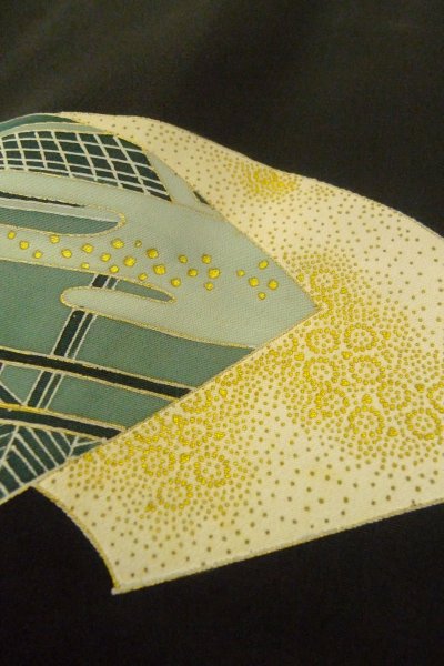 Photo7: P0123R Vintage Japanese kimono Black HAORI short jacket for women / Silk. Haze (Grade B) (7)