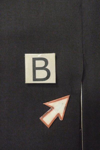 Photo14: P0123R Vintage Japanese kimono Black HAORI short jacket for women / Silk. Haze (Grade B) (14)