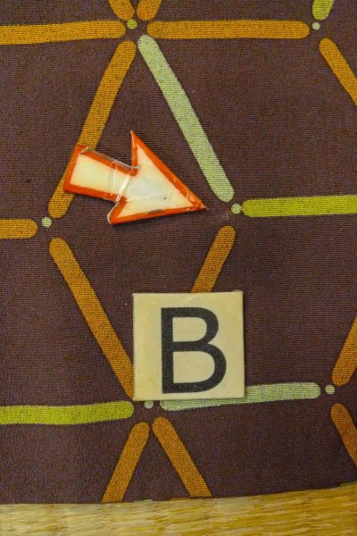 Photo15: P0123T Vintage Japanese kimono Brown HAORI short jacket for women / Silk. Hemp leaf (Grade B) (15)