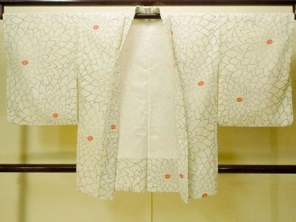 Photo1: P0123W Vintage Japanese kimono White HAORI short jacket for women / Synthetic. Chrysanthemum (Grade A) (1)