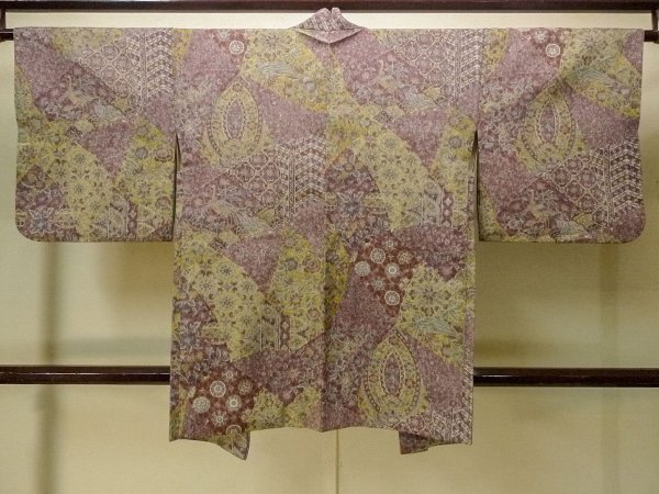 Photo2: Mint P0123Y Vintage Japanese kimono Reddish Purple HAORI short jacket for women / Silk. Phoenix (Grade A) (2)