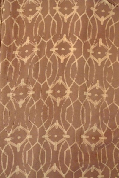 Photo3: P0123Z Vintage Japanese kimono Pale Brown HAORI short jacket for women / Silk. Abstract pattern (Grade A) (3)
