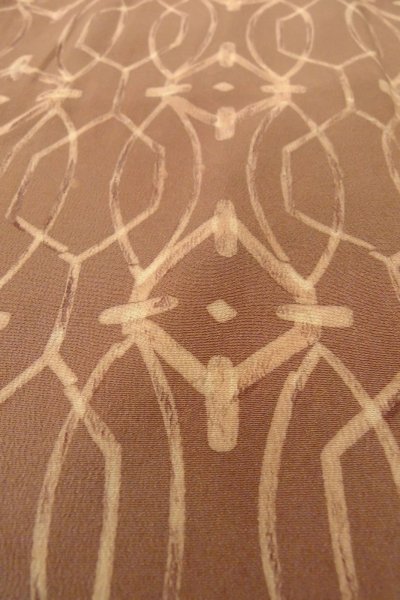 Photo8: P0123Z Vintage Japanese kimono Pale Brown HAORI short jacket for women / Silk. Abstract pattern (Grade A) (8)