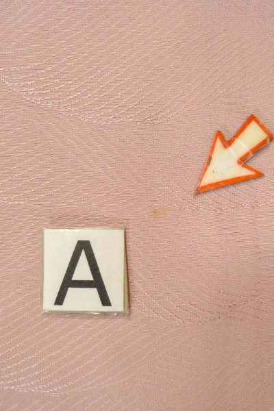 Photo12: P0124A Vintage Japanese kimono Pale Grayish Pink HAORI short jacket for women / Silk. (Grade D) (12)