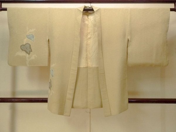 Photo1: P0124D Vintage Japanese kimono Pale Beige HAORI short jacket for women / Silk. Leaf (Grade C) (1)