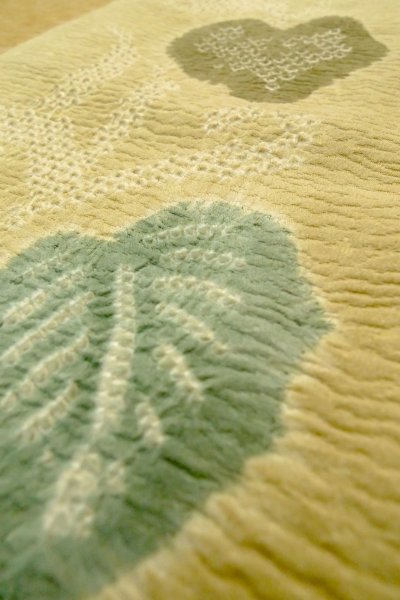 Photo9: P0124D Vintage Japanese kimono Pale Beige HAORI short jacket for women / Silk. Leaf (Grade C) (9)