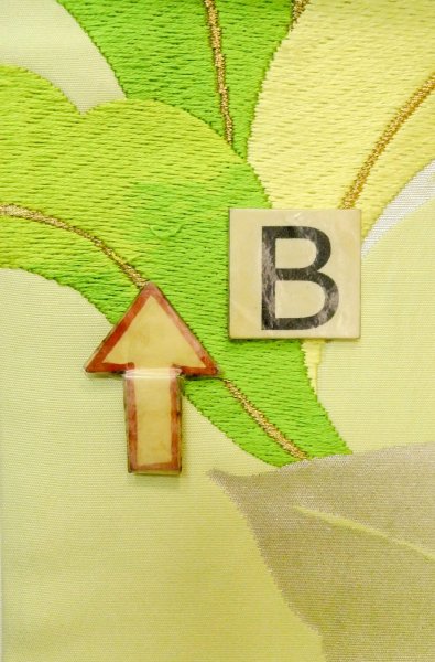 Photo13: P0206E Vintage Japanese Kimono  Pale Yellowish Green  FUKURO OBI sash Leaf Silk. (Grade B) (13)