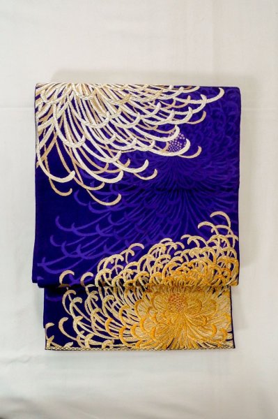 Photo2: P0206I Vintage Japanese Kimono  Vivid Purple  FUKURO OBI sash Chrysanthemum Silk. (Grade B) (2)
