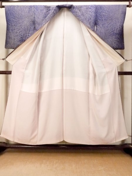 Photo2: P0225A Antique Japanese kimono Dark Purple ORI woven for women / Silk. Chrysanthemum (Grade B) (2)