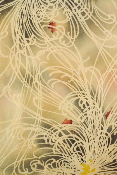 Photo3: P0225C Antique Japanese kimono Pale Grayish Multi Color KOMON dyed for women / Silk. Chrysanthemum (Grade C) (3)