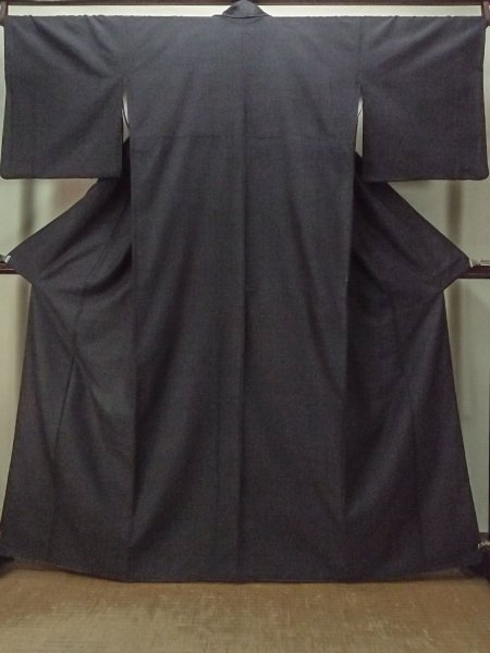 Photo1: Mint P0225G Vintage Japanese kimono Dark Gray TSUMUGI pongee for women / Silk. Abstract pattern (Grade A) (1)