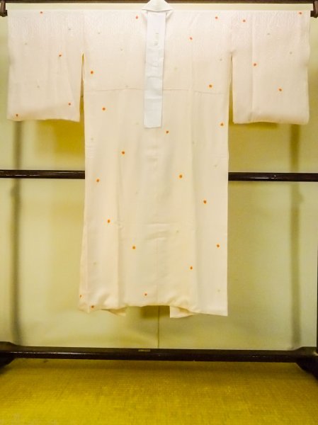Photo2: P0225V Vintage Japanese kimono Light Pink JUBAN undergarment for women / Silk. Circle (Grade C) (2)