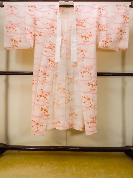 Photo1: P0225W Vintage Japanese kimono Light Pink JUBAN undergarment for women / Mousseline. SAKURA cherry blossom (Grade B) (1)