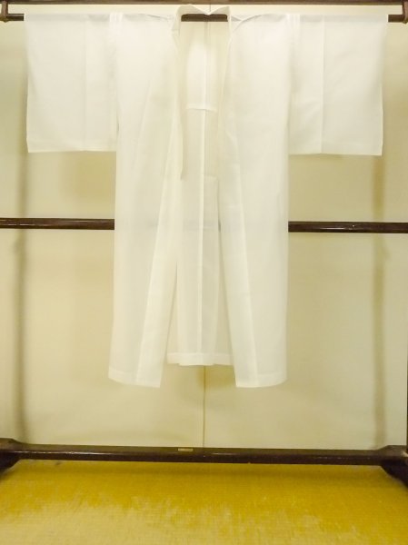 Photo1: P0226A Vintage Japanese kimono White JUBAN undergarment for women / Silk. (Grade C) (1)