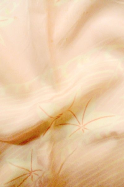 Photo11: P0226B Vintage Japanese kimono Pale Pink JUBAN undergarment for women / Silk. MOMIJI maple leaf (Grade C) (11)