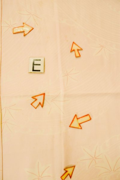 Photo18: P0226B Vintage Japanese kimono Pale Pink JUBAN undergarment for women / Silk. MOMIJI maple leaf (Grade C) (18)
