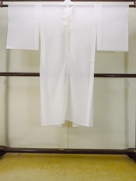 Photo2: P0226D Vintage Japanese kimono White JUBAN undergarment for women / Silk. (Grade D) (2)