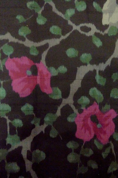 Photo6: Mint P0312A Antique Japanese kimono Black HAORI short jacket for women / Silk. Camellia (Grade A) (6)