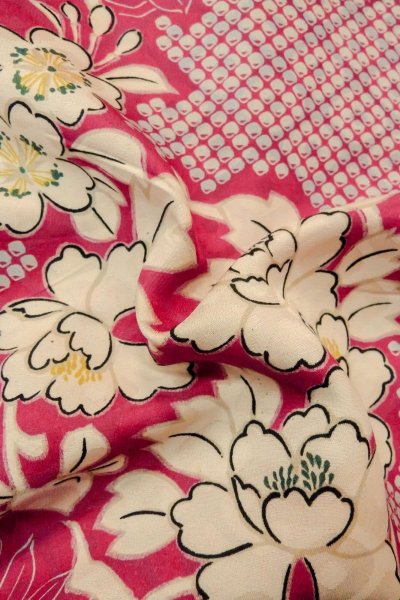 Photo11: P0312B Antique Japanese kimono Pink HAORI short jacket for women / Silk. Flower circle (Grade B) (11)
