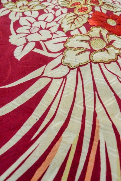 Photo11: P0312F Antique Japanese kimono Dark Red HAORI short jacket for women / Silk. Chrysanthemum (Grade B) (11)