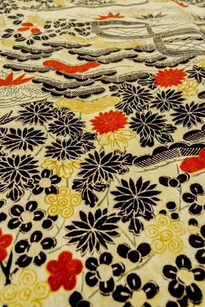 Photo9: P0312H Antique Japanese kimono Ivory HAORI short jacket for women / Silk. MOMIJI maple leaf (Grade C) (9)