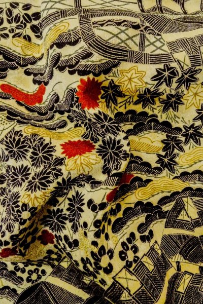 Photo12: P0312H Antique Japanese kimono Ivory HAORI short jacket for women / Silk. MOMIJI maple leaf (Grade C) (12)