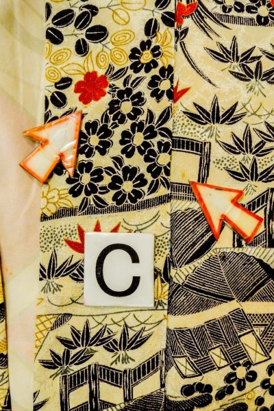 Photo16: P0312H Antique Japanese kimono Ivory HAORI short jacket for women / Silk. MOMIJI maple leaf (Grade C) (16)