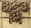 Photo2: P0312J Antique Japanese kimono Black HAORI short jacket for women / Silk. Chrysanthemum (Grade C) (2)